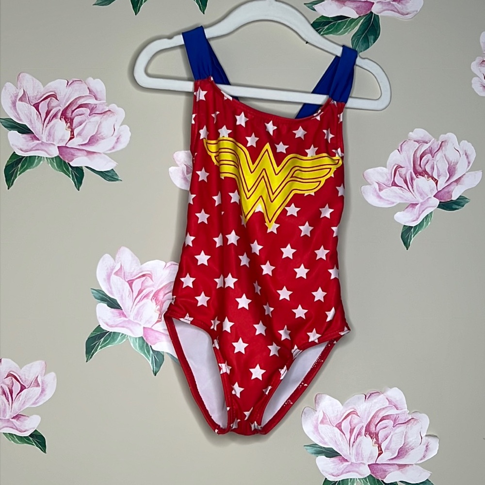 Wonder Woman Swimsuit 1pc CC-33